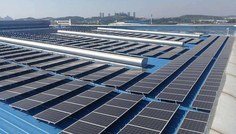 光伏支架國家標準，一個光伏板要多少個支架