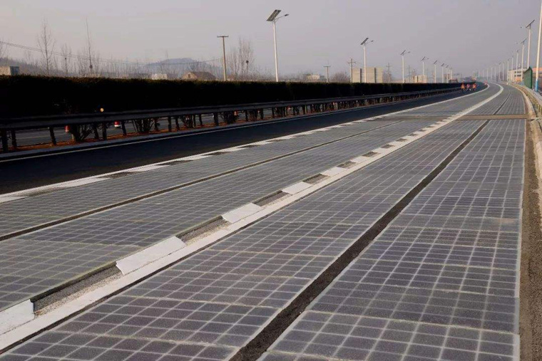光伏高速公路原理，電動汽車在光伏高速上怎樣充電