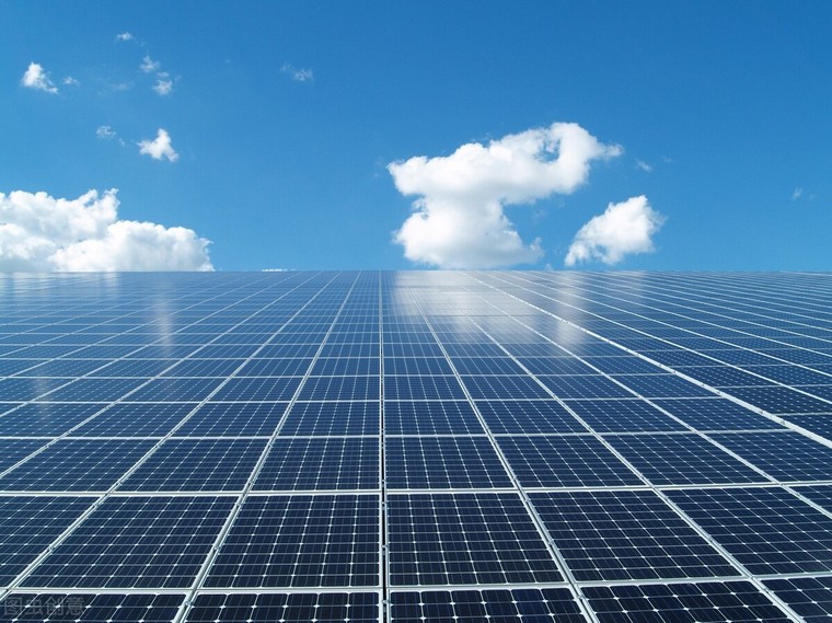 建50畝光伏發(fā)電需要投資多少錢，3mw光伏投資要多少