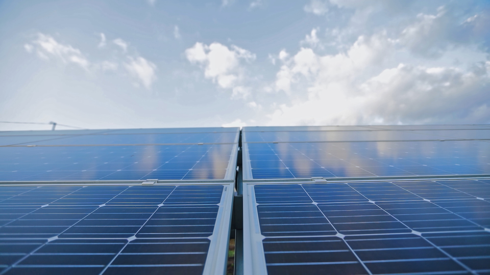 2600瓦戶(hù)用光伏系統(tǒng)如何設(shè)計(jì) 2600瓦戶(hù)用光伏系統(tǒng)如何設(shè)計(jì)